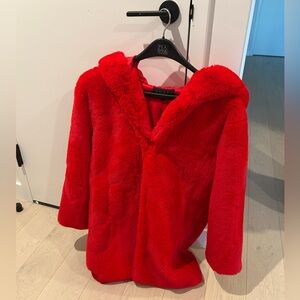 Shaci women’s Red Faux Fur Coat